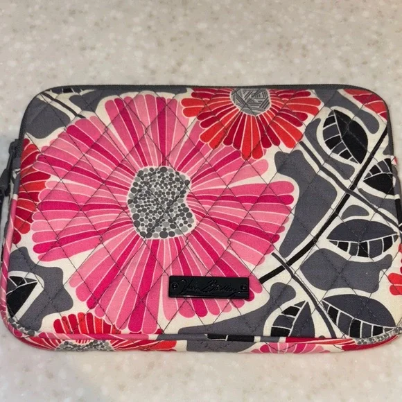 Vera Bradley Pink and Gray Floral laptop bag - Picture 1 of 6